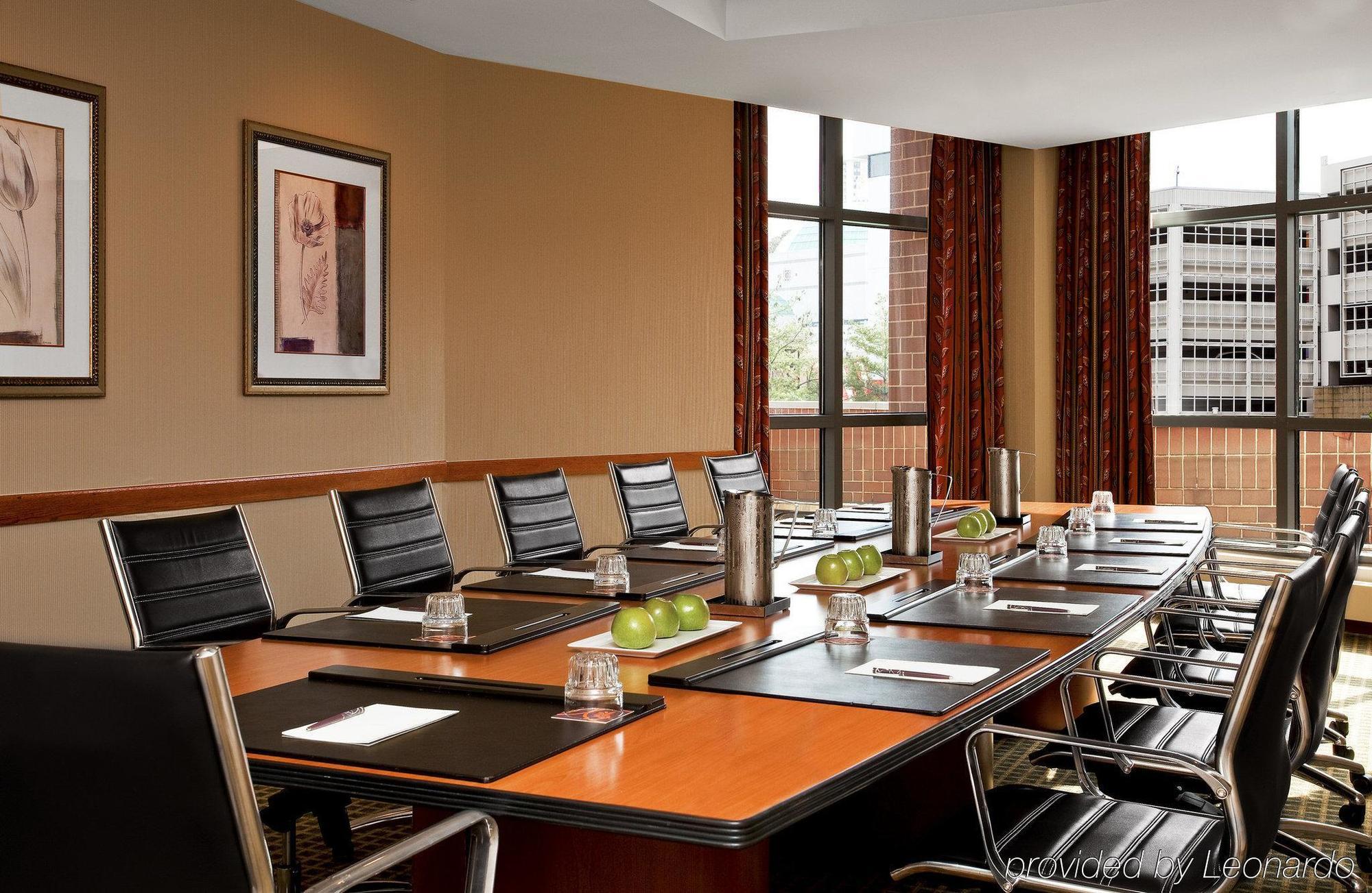 Sheraton Baltimore North Таусън Екстериор снимка
